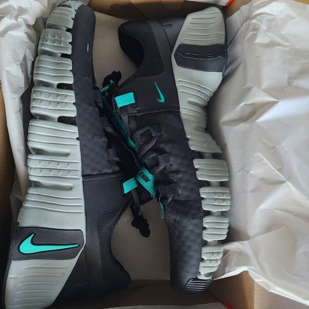 New Nike Metcon size 12